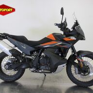 KTM 890 ADVENTURE