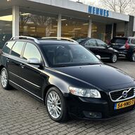 Volvo V50 2.4i Edition II Leder navi BTW voordeel €350,-