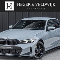 BMW 3-serie 330e xDRIVE | M-SPORT | TREKHAAK | ELEKTR. VERST. STOELEN | ACTIVE CRUISE CONTROL | CAMERA | LEDEREN BEKLEDING | DAB+ | HIFI SOU