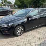 Renault Mégane 1.2 TCe Limited Climate control Cruise control parkeersensor achter Trekhaak Navigatie Lichtmetalen velgen