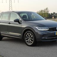 Volkswagen TIGUAN 1.5TSI Life Business ECC I NAVIG I LED I AFN TREKHAAK