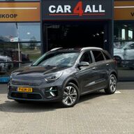 Kia E-Niro ExecutiveLine 64 kWh LEDER/MEMORY/ACC/LANE/STLVRM EN STLVRKOELING GARANTIE TOT 2029