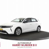 Opel Astra 1.2 Level 2 Navigatie / Keyless / Parkeerhulp v+a