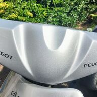Gezocht: stuurkap Peugeot vivacity motorsport