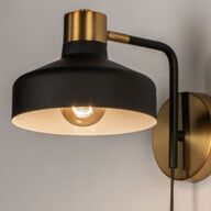Wandlamp zwart messing goud hoekbank tafel bed keuken lamp