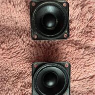 2 twee kleine speakers audioboxen geluid muziek