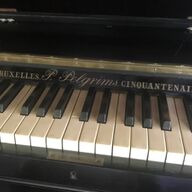 Te koop : oude  buffetpiano