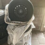 4 winterbanden met velg. Maat 215/65 R15