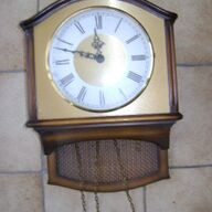 Klok met kettingen, gewichten en pendule, B 25 cm x L 36 cm