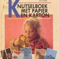 Knutselboek met papier en karton, Ursula Barff