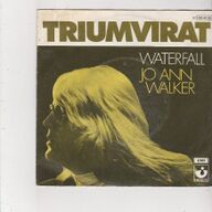 Single Triumvirat - Waterfall