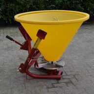 Zoutstrooier / kunstmeststrooier  300 liter