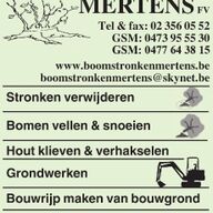 Uitfrezen van boomstronken.