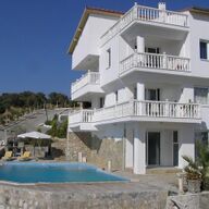 Kusadasi, Turkije.Te Koop:2/1 Villa  met super zeezicht en  groot prive zwembad