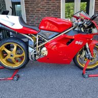 DUCATI  996