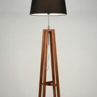 Vloerlamp tripod hout kap zwart hoekbank tafel bed bank lamp