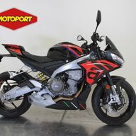 Aprilia TUONO 660