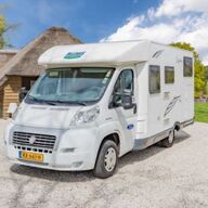 McLouis 3 pers. McLouis camper huren in Oost-, West- en Middelbeers? Vanaf € 79 p.d. - Goboony