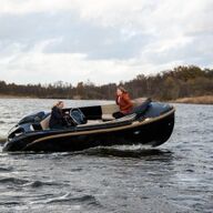 Oud Huijzer 580 Tender