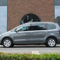 Volkswagen Sharan 2.0 TDI DSG Highline ACC, Panoramadak, Achteruitrijcamera, Trekhaak