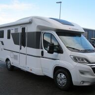 Adria Coral Axess 670 SL