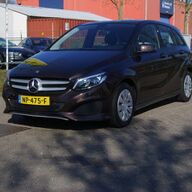 Mercedes-Benz B-Klasse 180 d Ambition Automaat