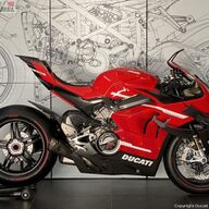 Ducati SUPERLEGGERA V4