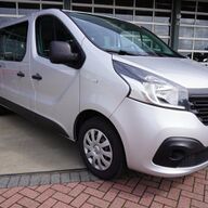 Renault Trafic Passenger dCi 95PK L2 Grand Expression Energy 8/9 Persoons Nr. V159 | Airco | Cruise | Navi