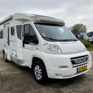 Hymer Exclusiveline T654cl 4 Slaapl. 4 Gordel Zonnepan. Luifel Fietsenrek