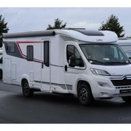 LMC Tourer 730 165pk | Lengte bedden | Panoramisch dak | Winterpakket |