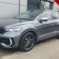 Volkswagen T-Roc 2.0 TSI 4Motion R Panorama/Akrapovic/Beats