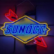 Sunoco neon en veel andere benzine olie garage showroom neons