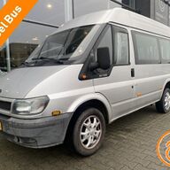 Ford Transit Rolstoelbus 300S 2.4TDdi SHD (Ruime rolstoelbus / zelfrijder met 4-weg bestuurdersstoel en automatische lift!)