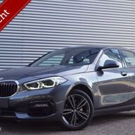 BMW 1-serie 118i Sport Line/ M sport /Navi/Xenon/Carplay