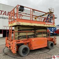 Holland Lift B-195DL25-4WD Diesel 4x4 Scissor Work Lift 2150cm