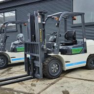 Eurotrac 3ton electro heftruck. FE 30 ECO nieuw