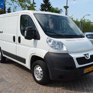 Peugeot Boxer 330 2.2 HDI L1H1 Pro bj11 3zits nette auto goed onderhouden