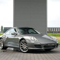 Porsche 911 3.6 Carrera 4