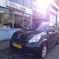 Daihatsu Sirion 2 1.0-12V Trend