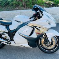 Suzuki GSX1300R/ Hayabusa