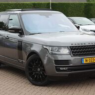 Land Rover Range Rover 3.0 SDV6 Hybrid Autobiography / Trekhaak / Panoramadak / Head-up / 22&amp;#039;&amp;#039; / Leder / Keyless / Meridian / Dodehoek / DAB