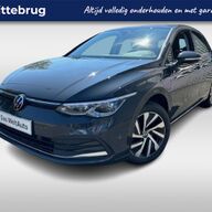 Volkswagen Golf 1.4 eHybrid Style 204pk DSG Automaat Navigatie / Parkeersensoren / Stoelverwarming / Sport-Comfortstoelen /