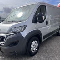 Peugeot Boxer Bestel 435 2.2 HDI L2H1 XR