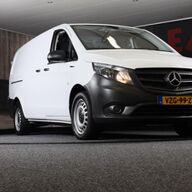 Mercedes-Benz eVITO / Airco / 3 Zits / 100 % Elektrisch / Camera / F1 Flippers / Schuifdeur Rechts / Achterklep