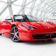 Ferrari 458 4.5 V8 Spider HELE | JBL | Lift |