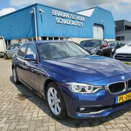 BMW 3-serie 320i High Executive