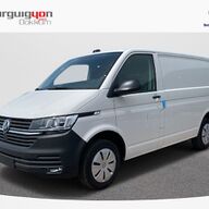 Volkswagen Transporter 2.0 TDI 110 pk L1H1 28 | Bijrijdersbank | Achterdeuren | A-Camera |