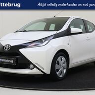 Toyota Aygo 1.0 VVT-i x-play | Airconditioning | Camera