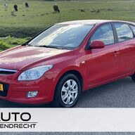 Hyundai i30 1.4i Dynamic AIRCO | NIEUWE APK