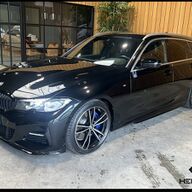 BMW 3 Serie Touring 330i M Sport Introduction Executive Navi. Apple carplay. Hollandse auto NAP